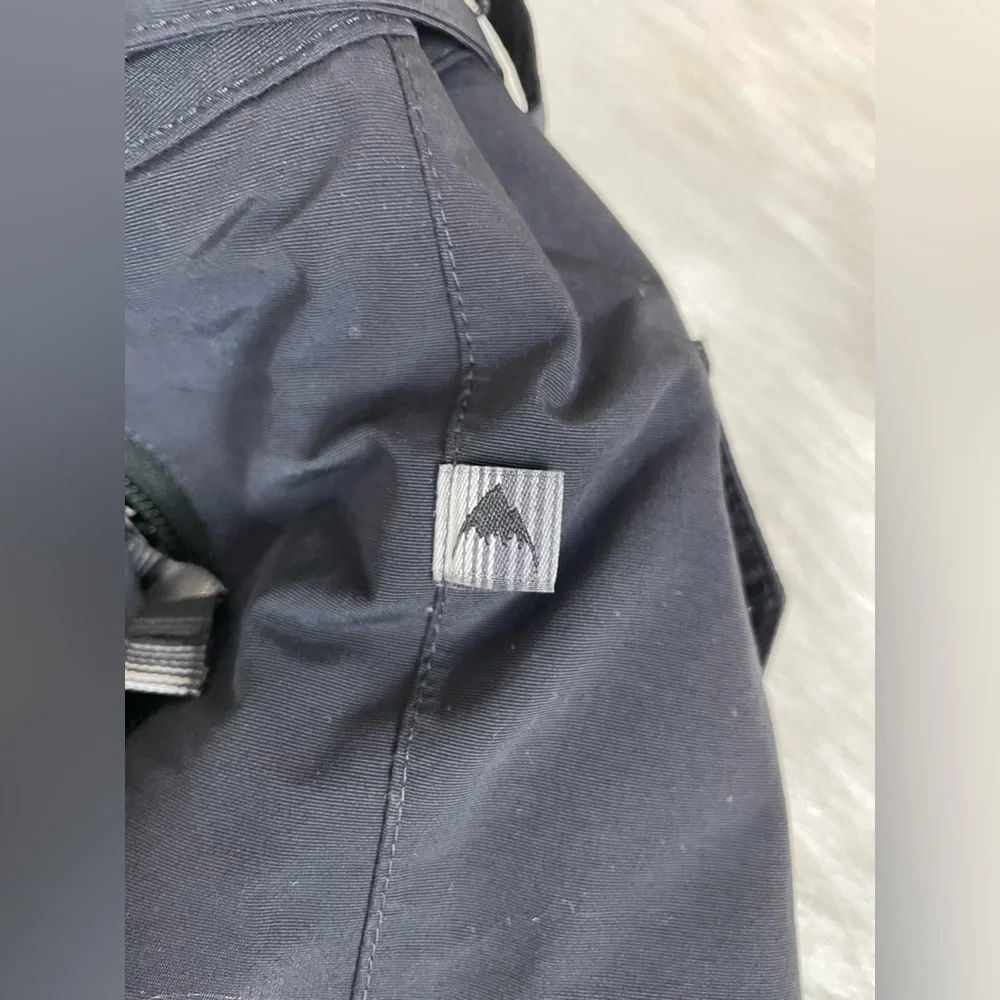 Burton bum area